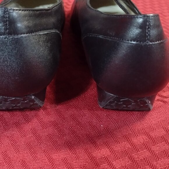 Women’s Trotters Black Shoes – Size 9.5M - Picture 8 of 12